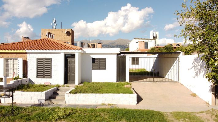 Calle 24 a metros de Av Tobar García - Verbauwede Inmobiliaria. Alquiler y venta de propiedades en San Luis, Argentina. Merlo, Villa Mercedes, Capital, La Punta, Potrero de los Funes